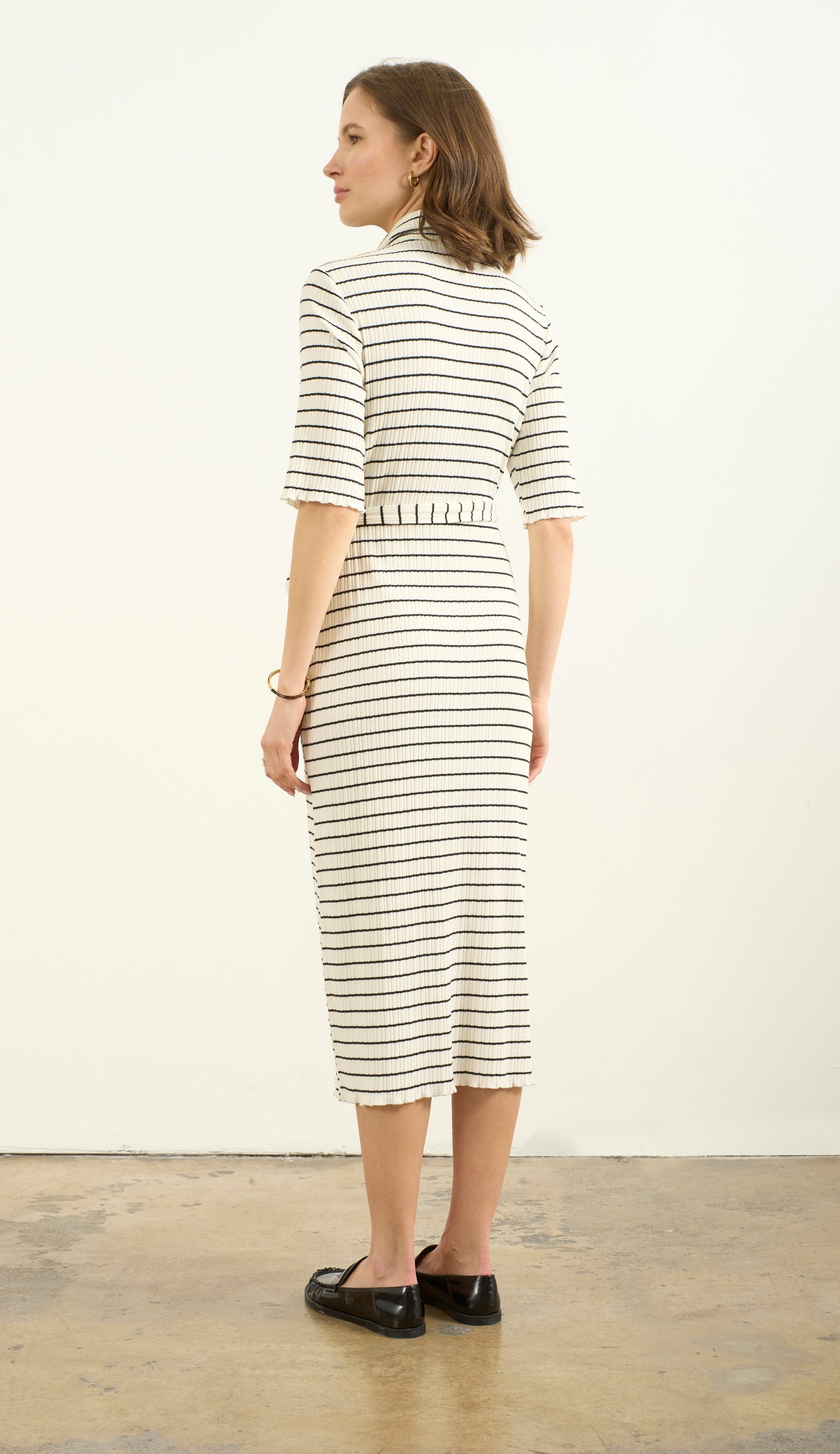 ELB CREW NECK MIDI DRESS