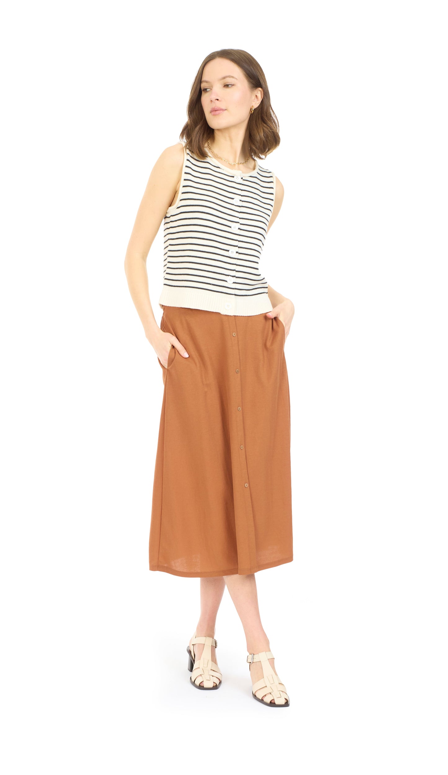 BUTTON FRONT SLVLSS SWEATER