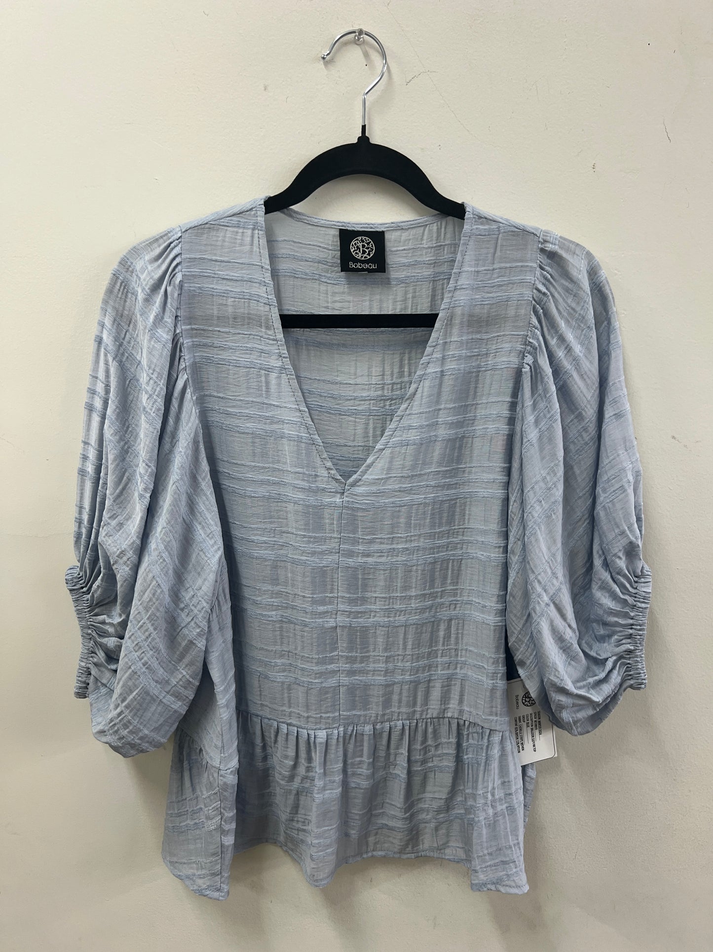 BALLOON SLEEVE VNECK TOP