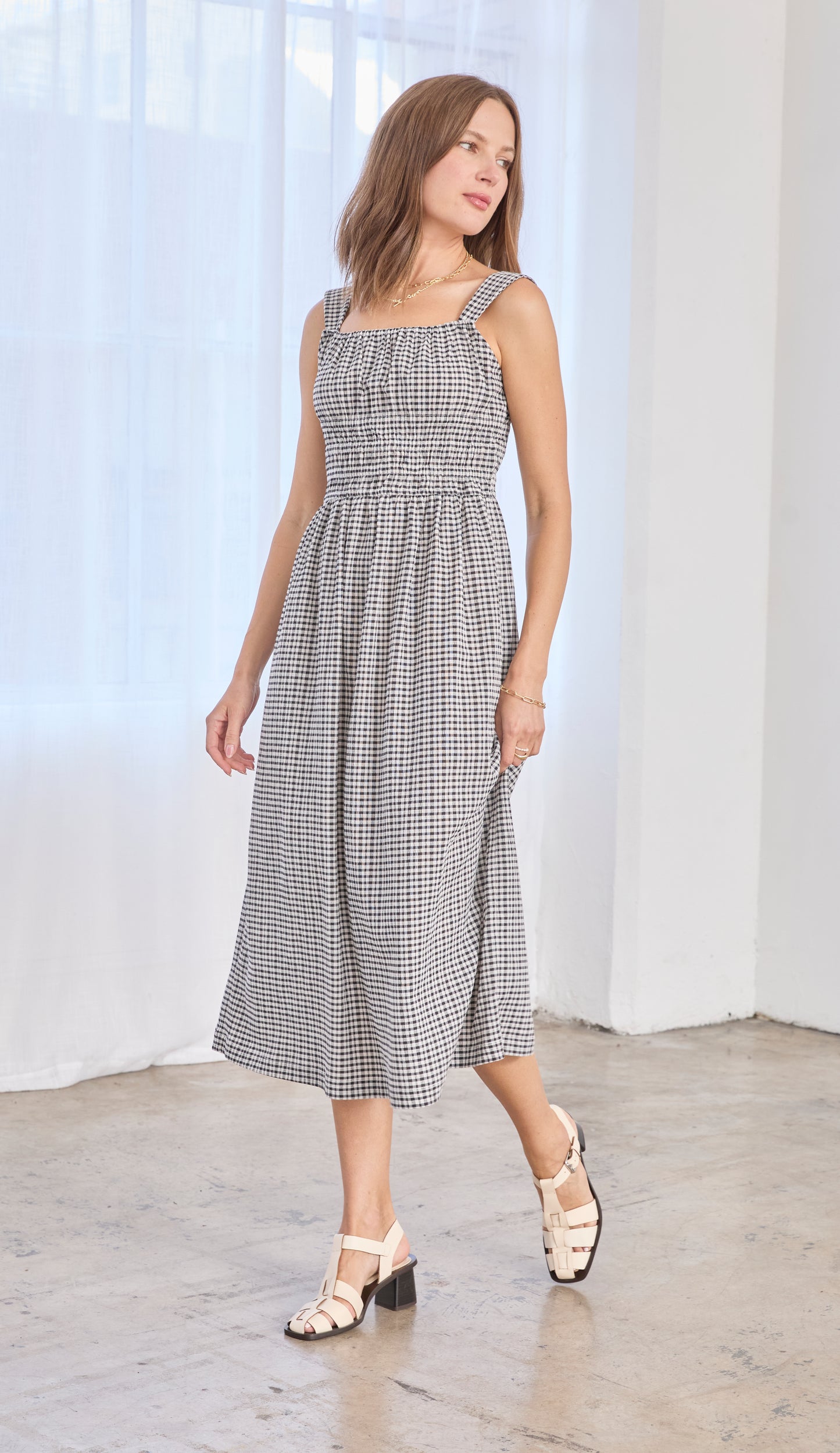 GINGHAM ELASTIC SHIRRED DRESS