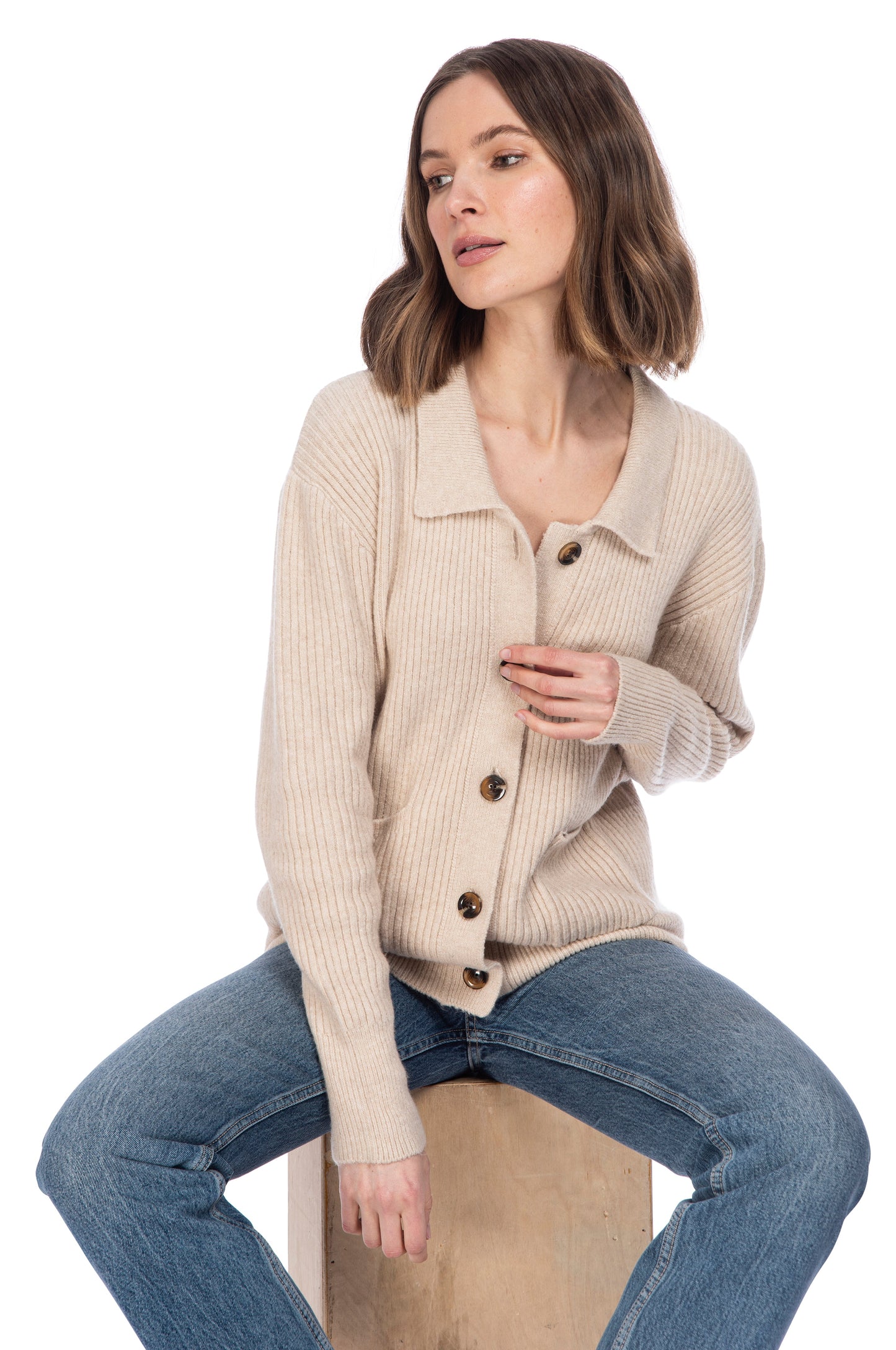 BUTTON FRONT COLLAR SWEATER