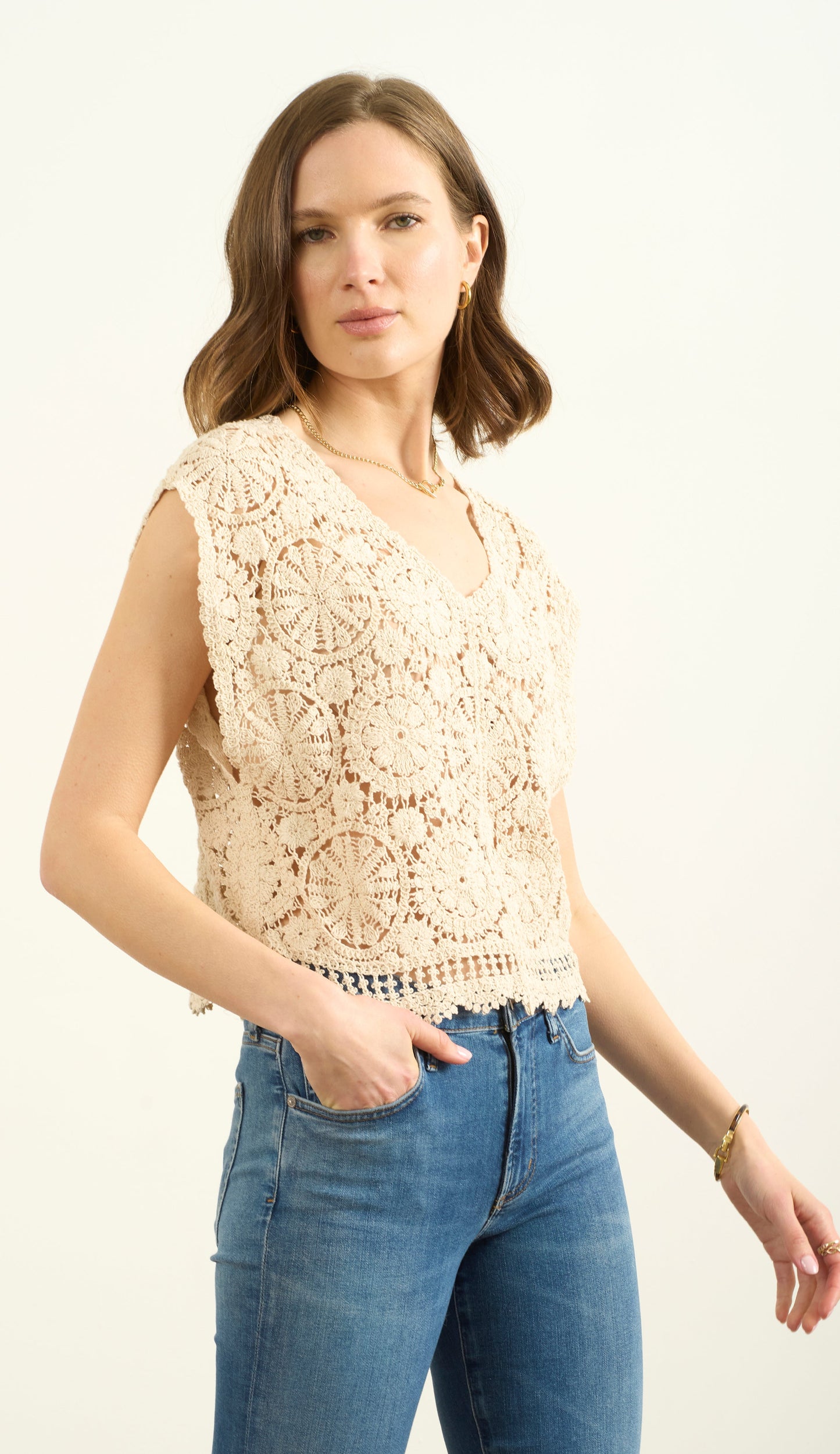 V NECK CROCHET TOP