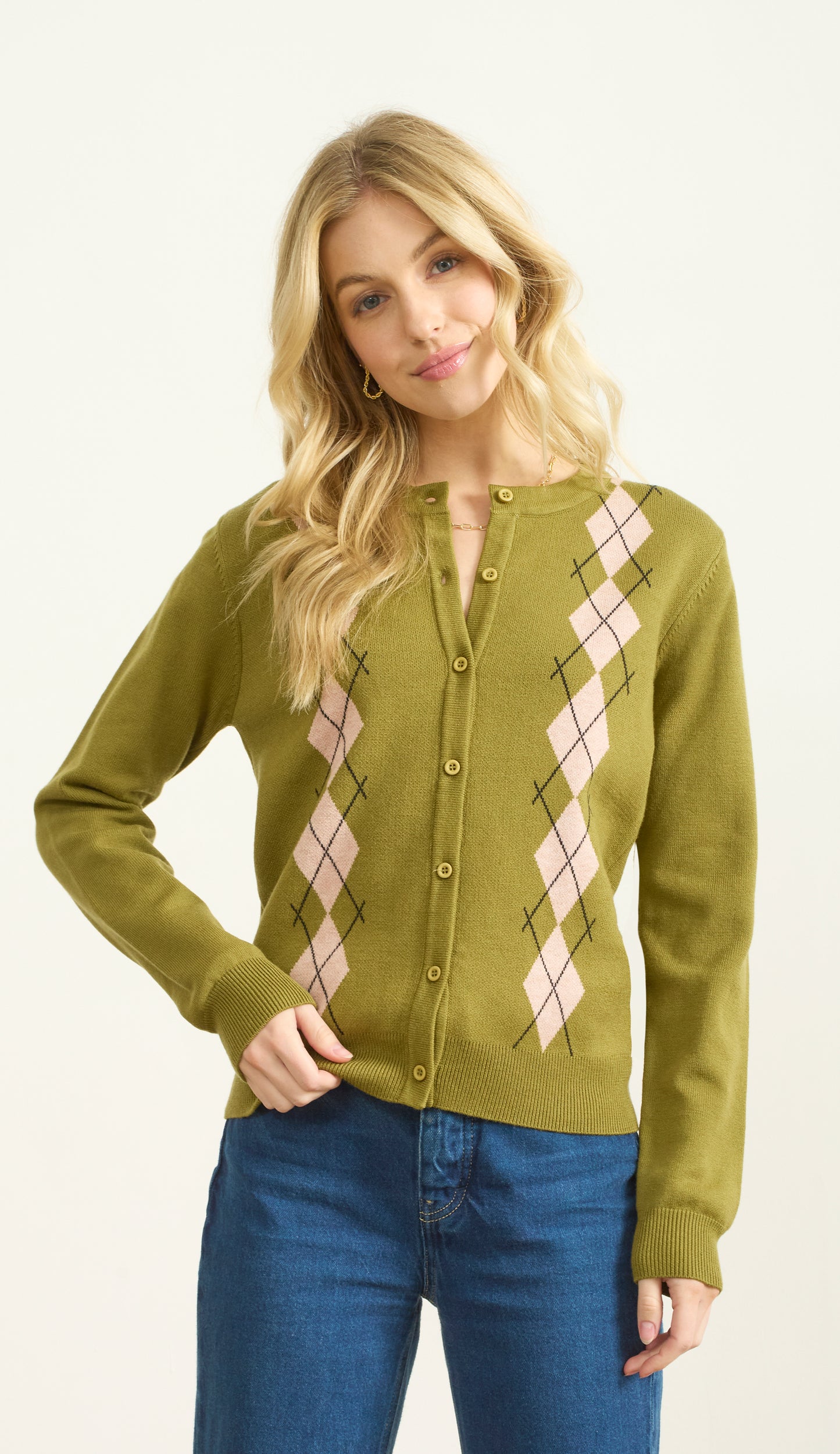 ARGYLE CREWNECK BUTTON FRONT CARDIGAN