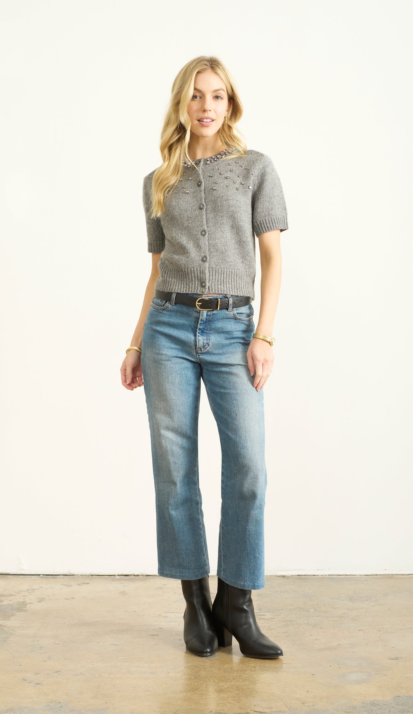 JEWEL TRIM SHORT SLEEVE CARDI