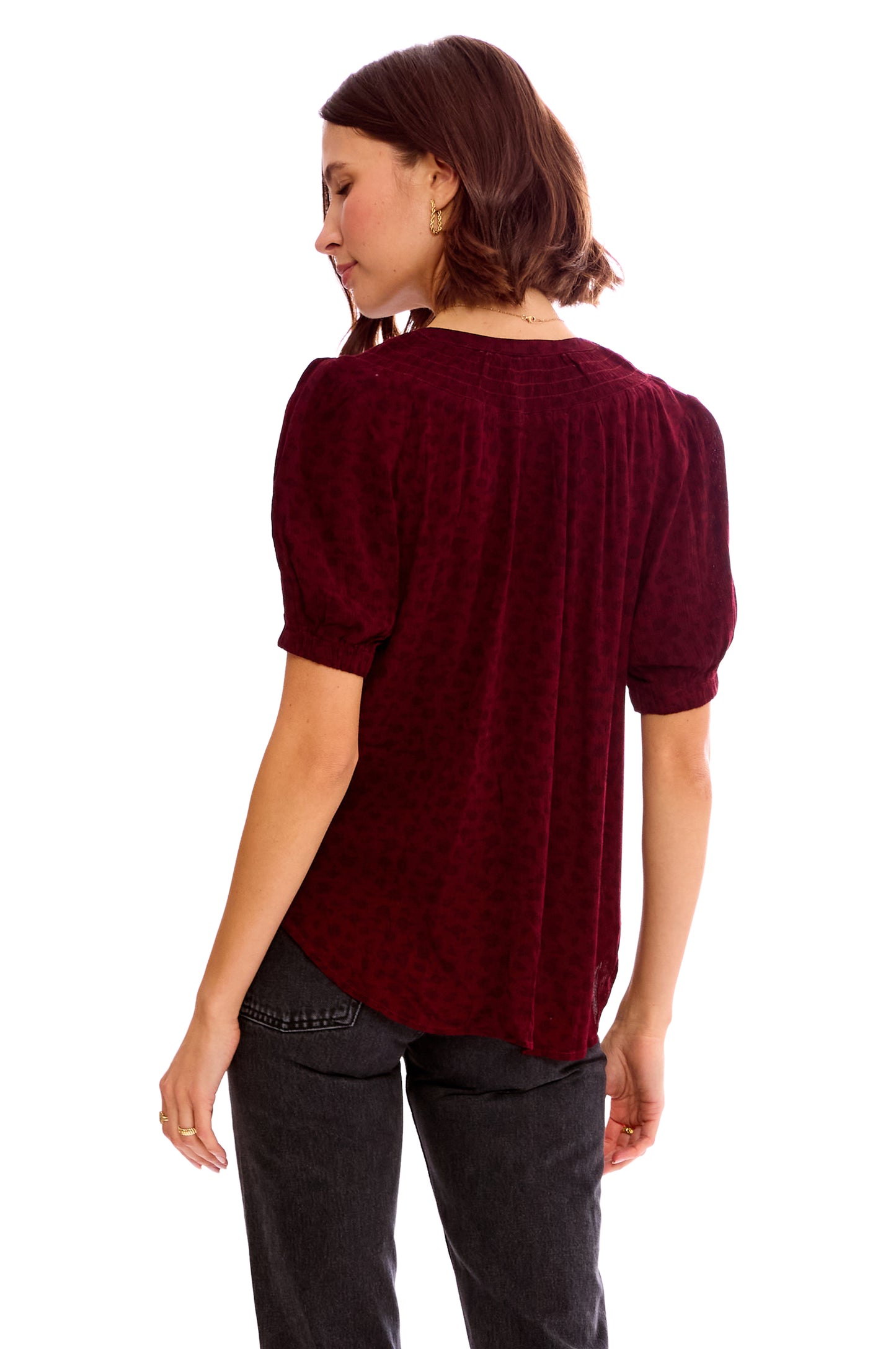 ELBOW SLEEVE SMOCKED V NECK TOP