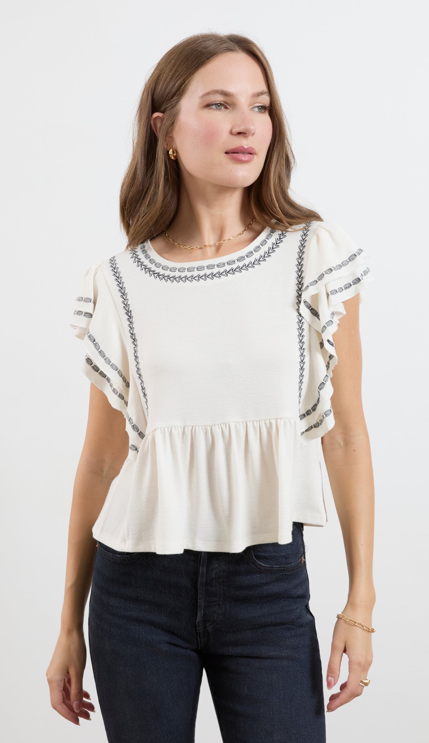 EMBROIDERED RUFFLE EDGE TOP