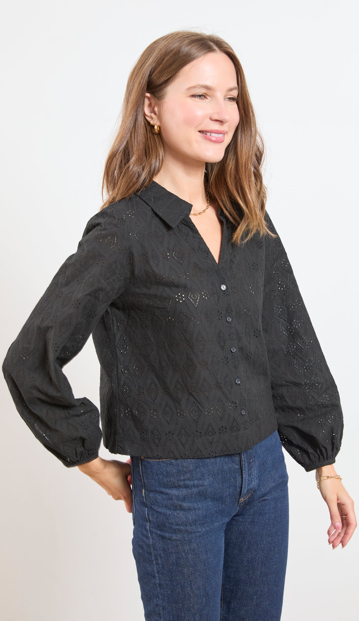 EMBROIDERED EYELET BUTTON UP TOP