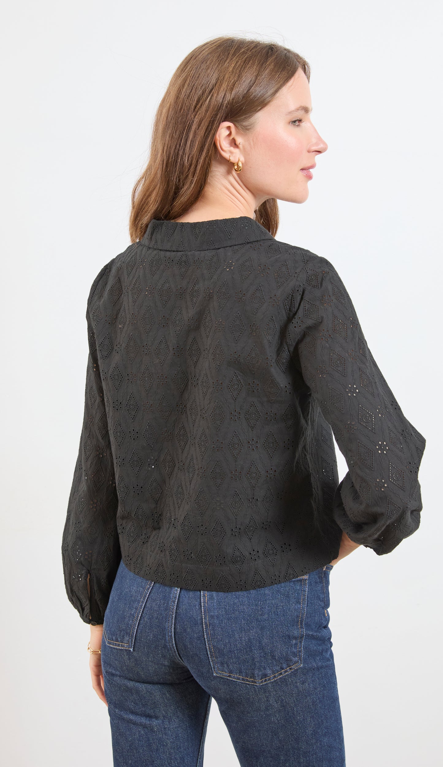 EMBROIDERED EYELET BUTTON UP TOP