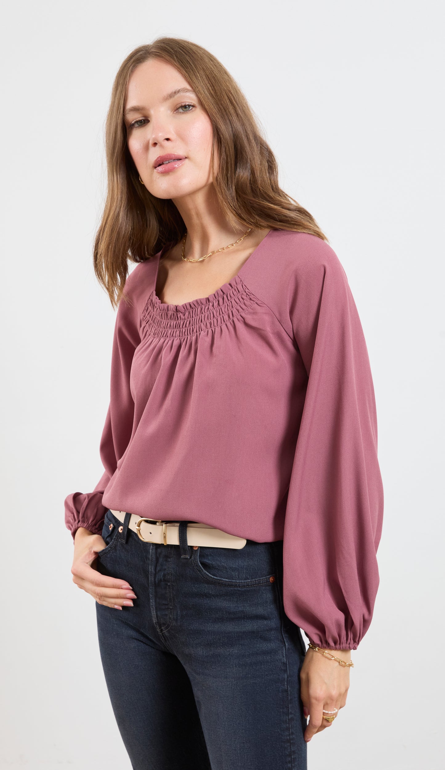 BALLOON SLEEVE RAGLAN TOP WITH SMOCKING