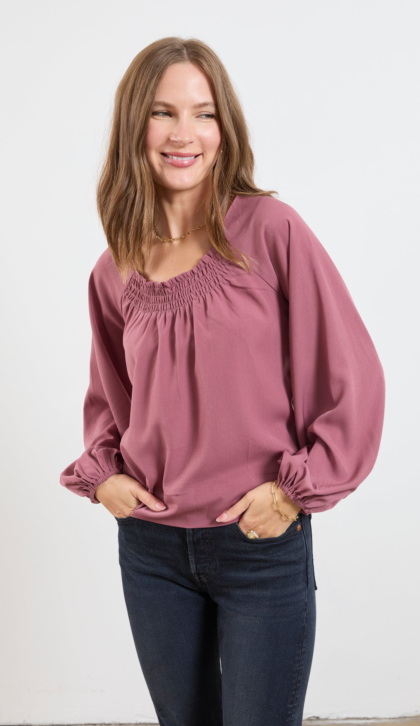 BALLOON SLEEVE RAGLAN TOP WITH SMOCKING
