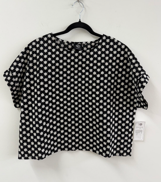 RELAXED EMBROIDERED TEE